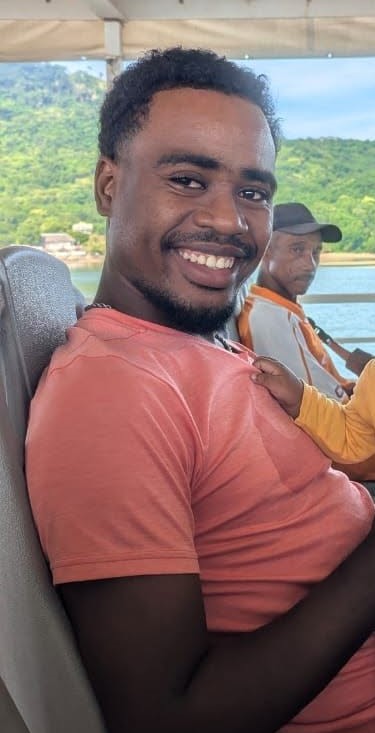 Portrait corrigé de TOMBOZAFY Venaldo